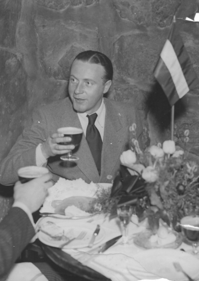 Willy Fritsch beim Presseempfang in Stockholm/Schweden, 1934